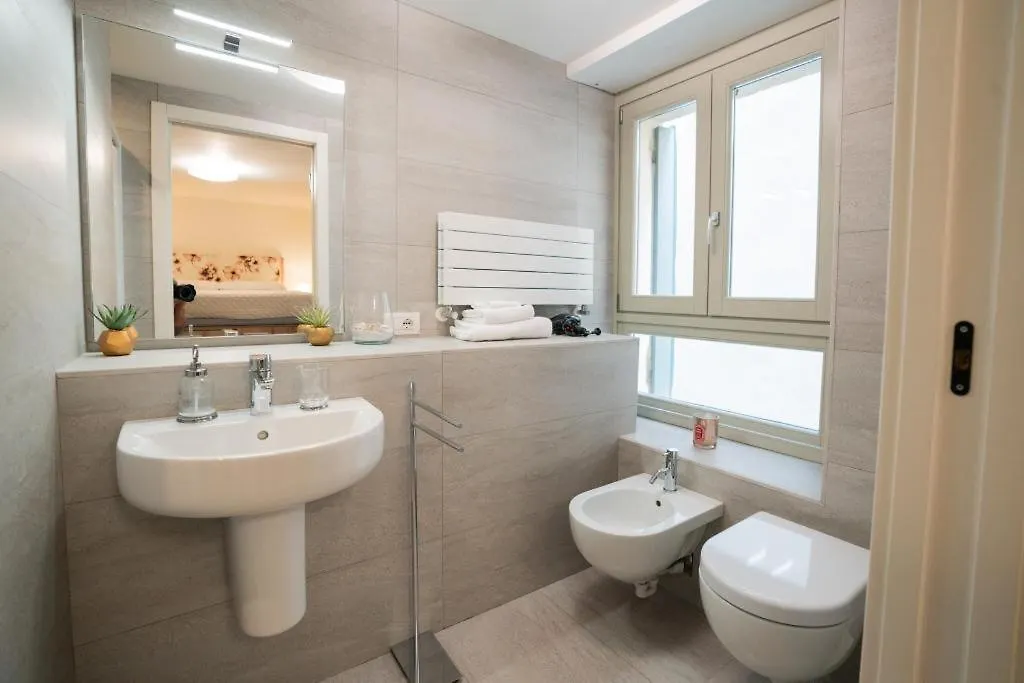 Domus Verona - Borsari Pied-A-Terre
